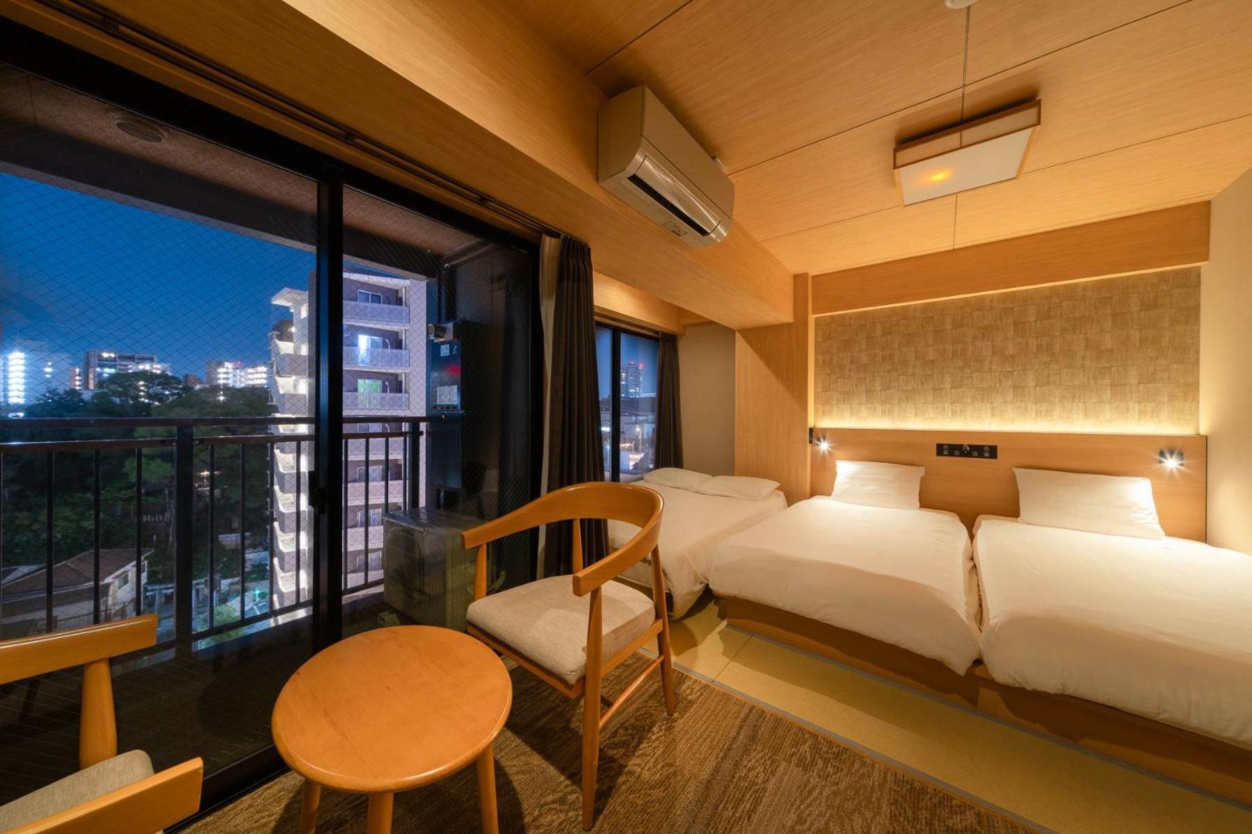Wellstay Shinsekai Wakyo Osaka Buitenkant foto
